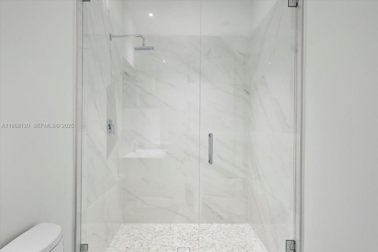 3750 Yacht Club Dr, Unit TH3, Aventura, FL 33180 Photo