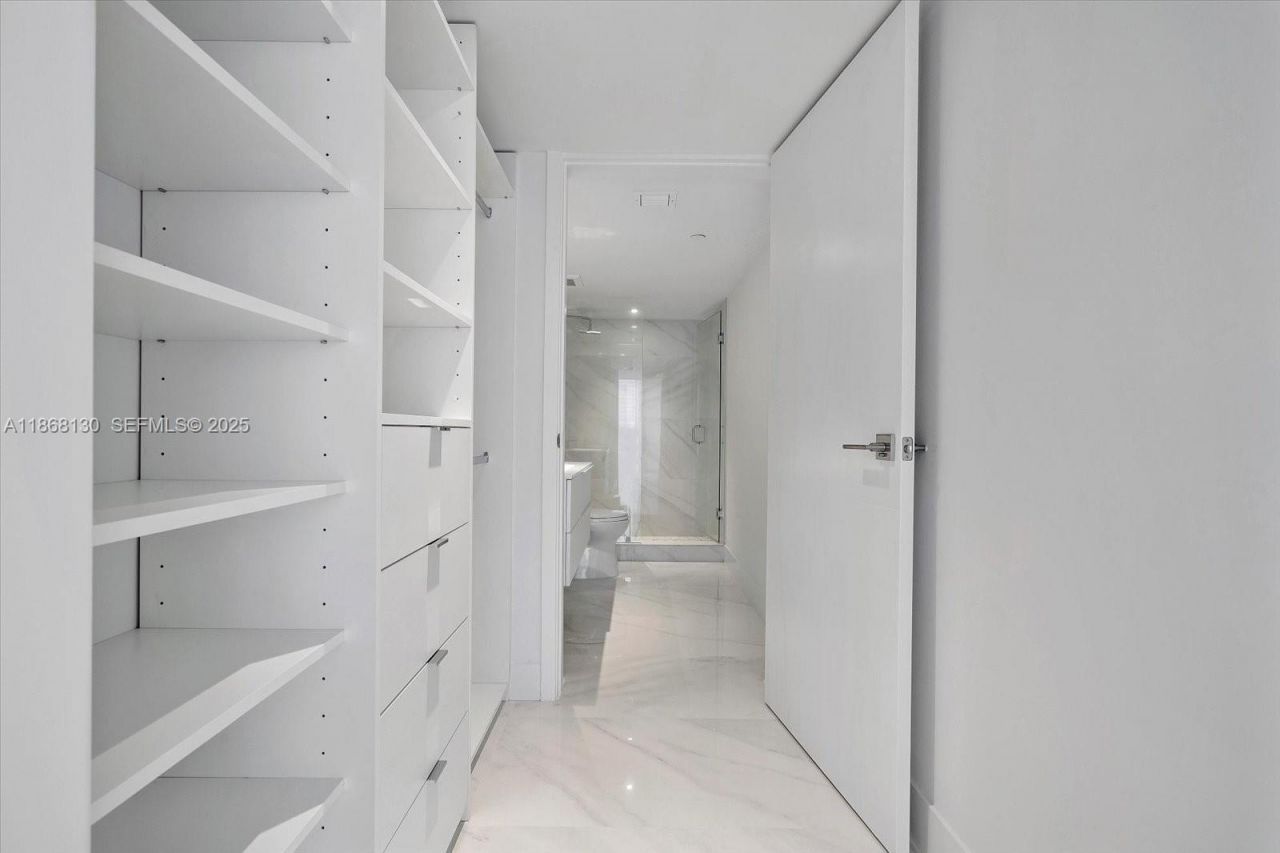 3750 Yacht Club Dr, Unit TH3, Aventura, FL 33180 Photo