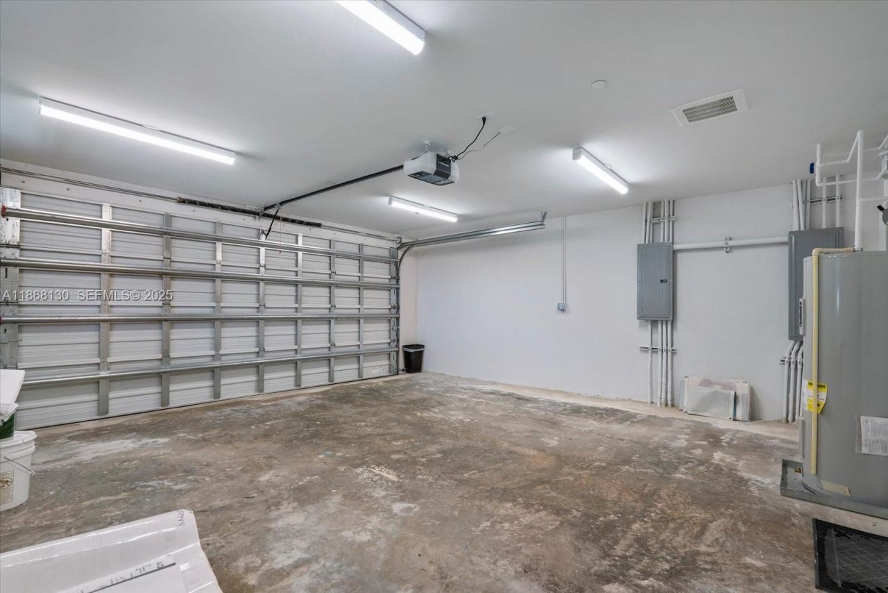 3750 Yacht Club Dr, Unit TH3, Aventura, FL 33180 Photo