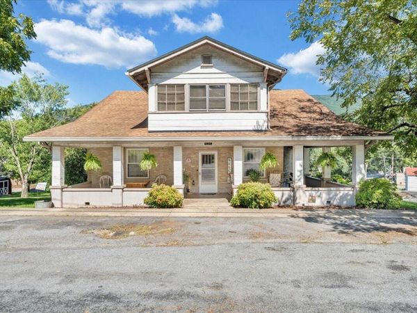 535 Boyd ST, Buchanan, VA 24066