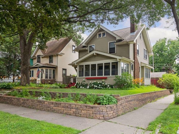 1756 Minnehaha Avenue W, Saint Paul, MN 55104