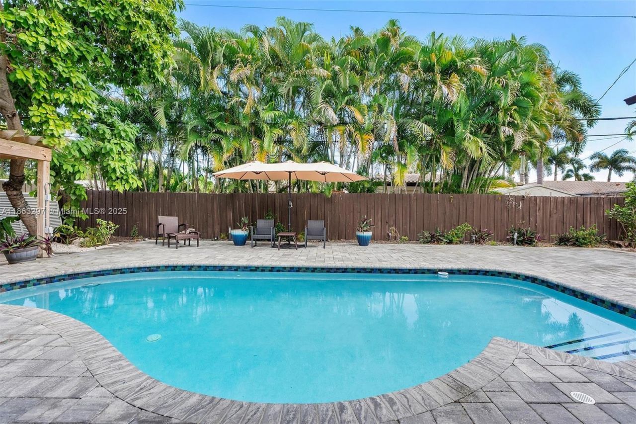 5800 NE 18th Ave, Fort Lauderdale, FL 33334 Photo