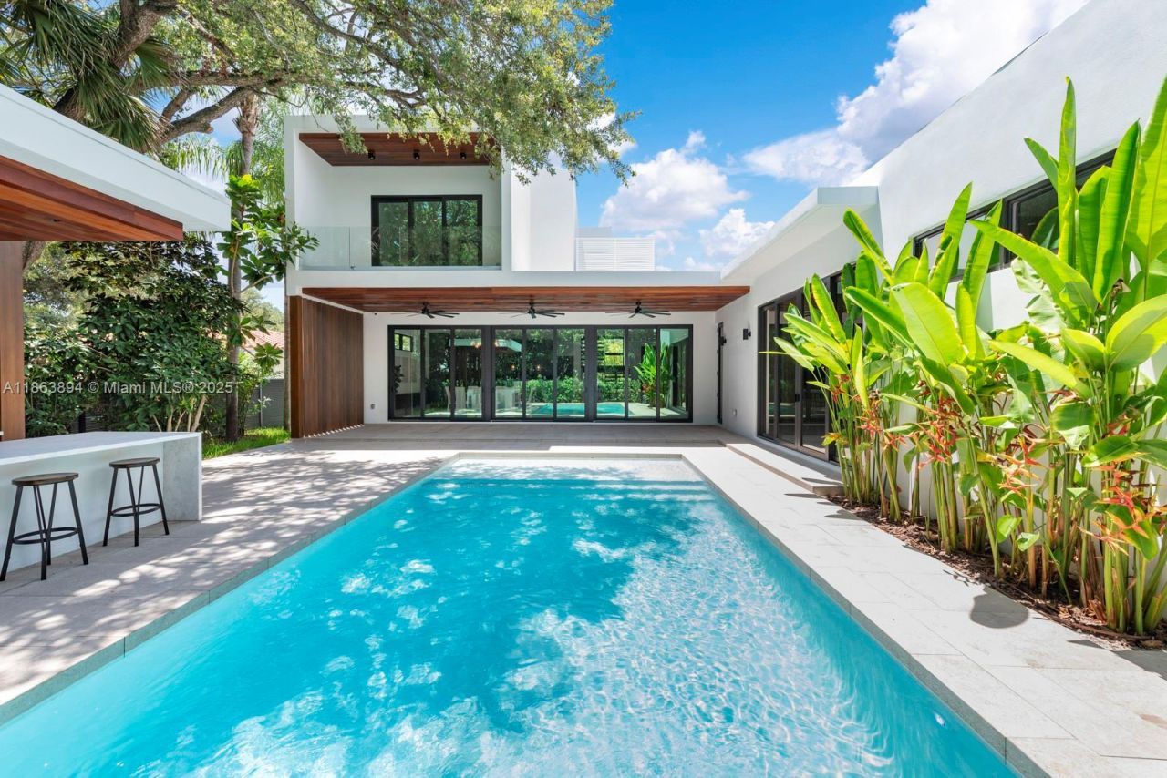 941 NE 92nd St, Miami Shores, FL 33138 Photo