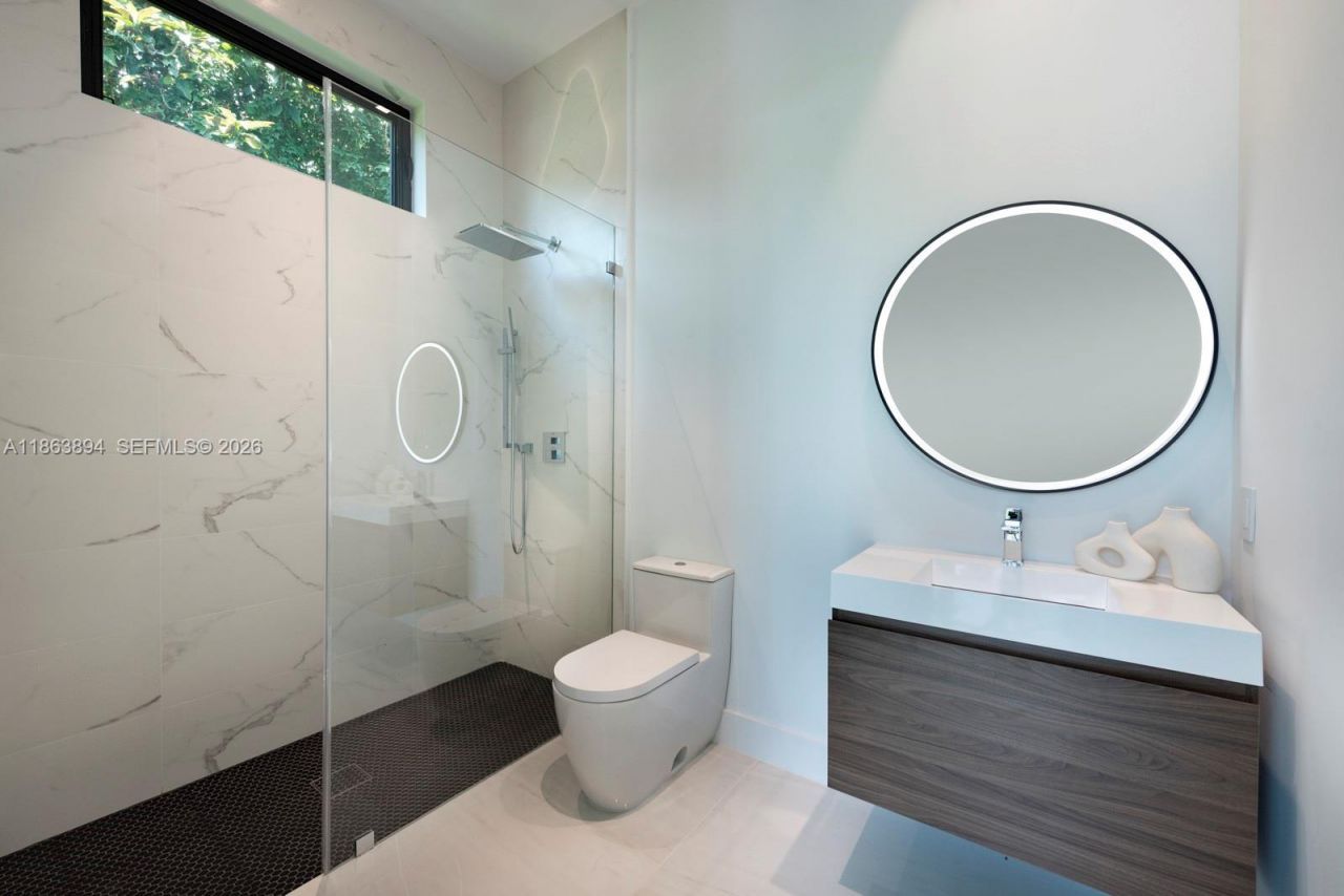 941 NE 92nd St, Miami Shores, FL 33138 Photo