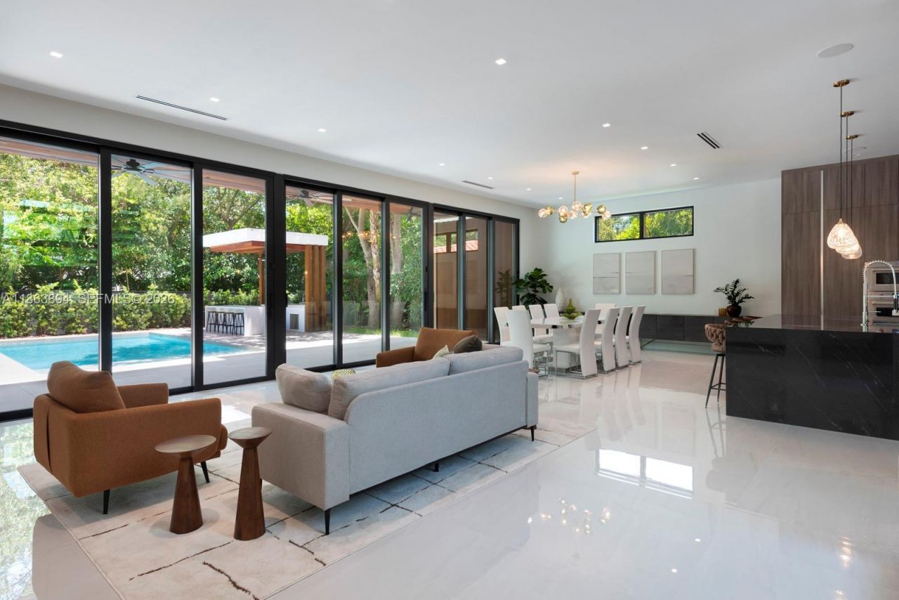 941 NE 92nd St, Miami Shores, FL 33138 Photo