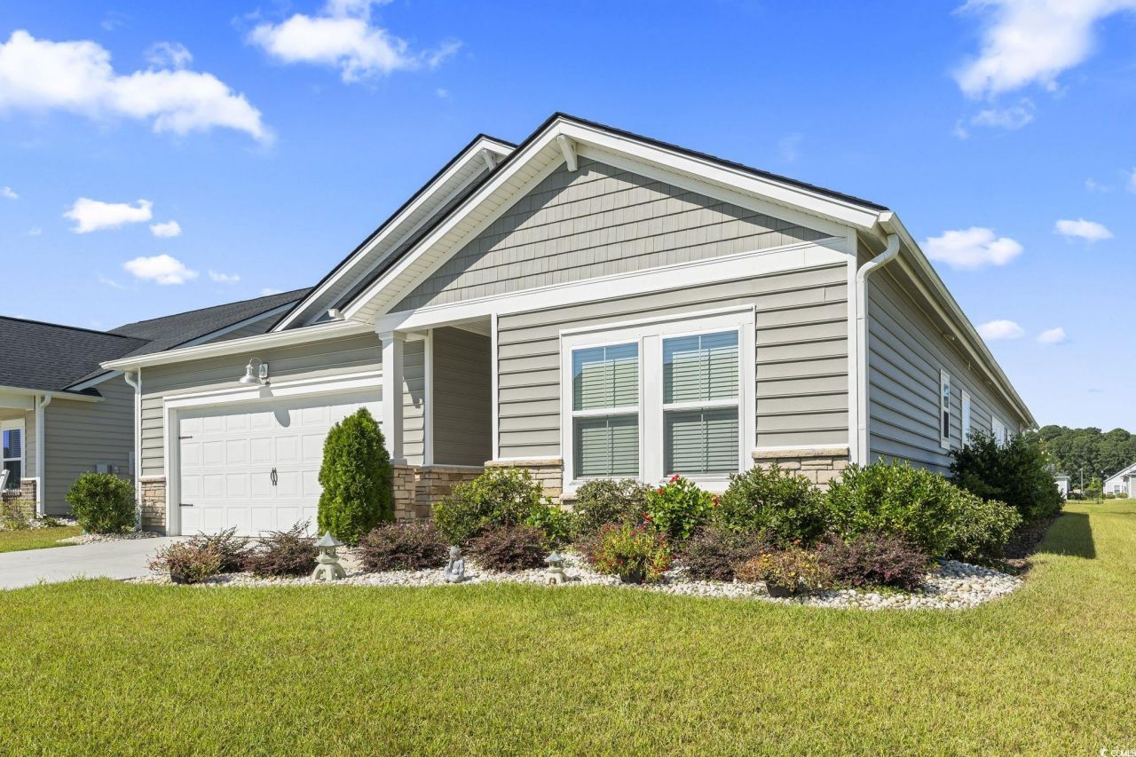 4050 Da Vinci Dr. Photo 1