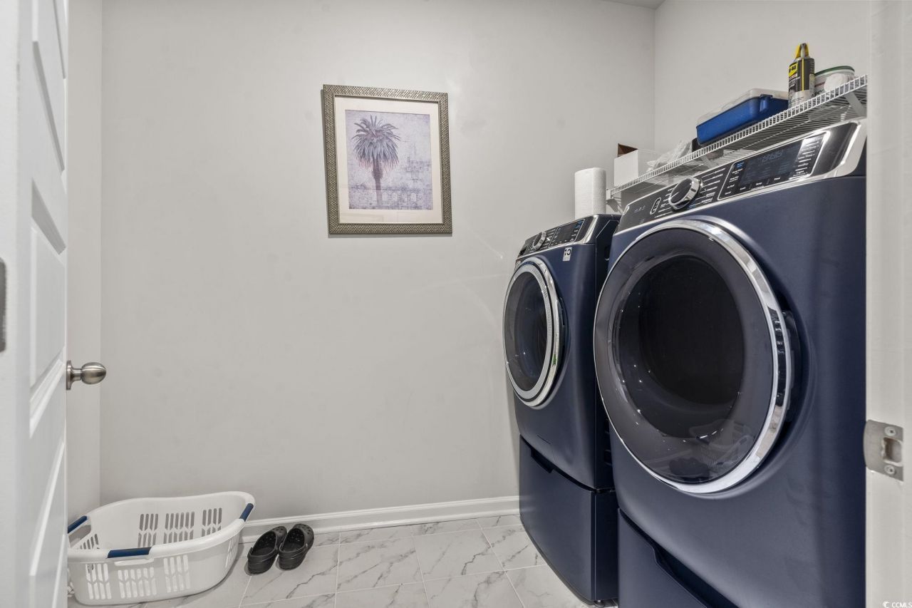 4050 Da Vinci Dr. Photo 29