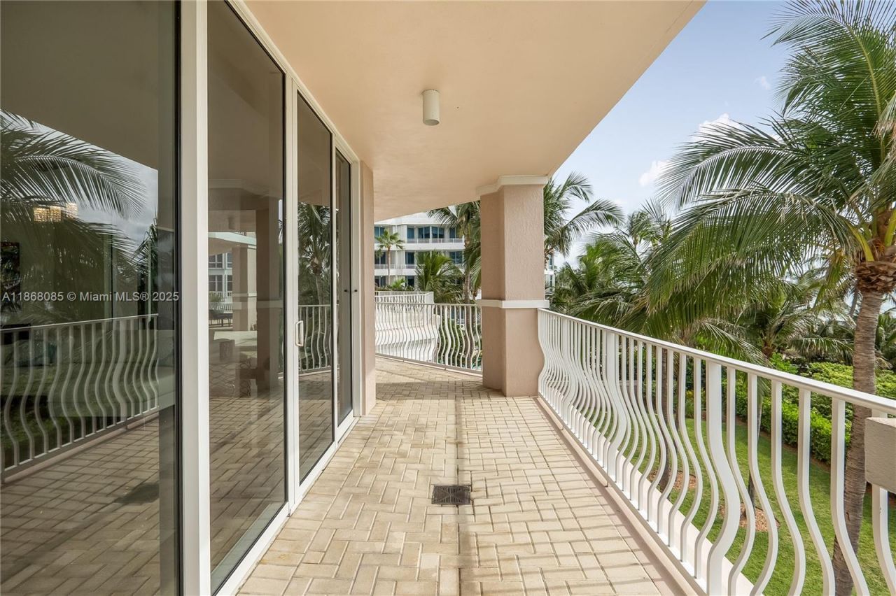 1460 S Ocean Blvd, Unit 304, Lauderdale by the Sea, FL 33062 Photo