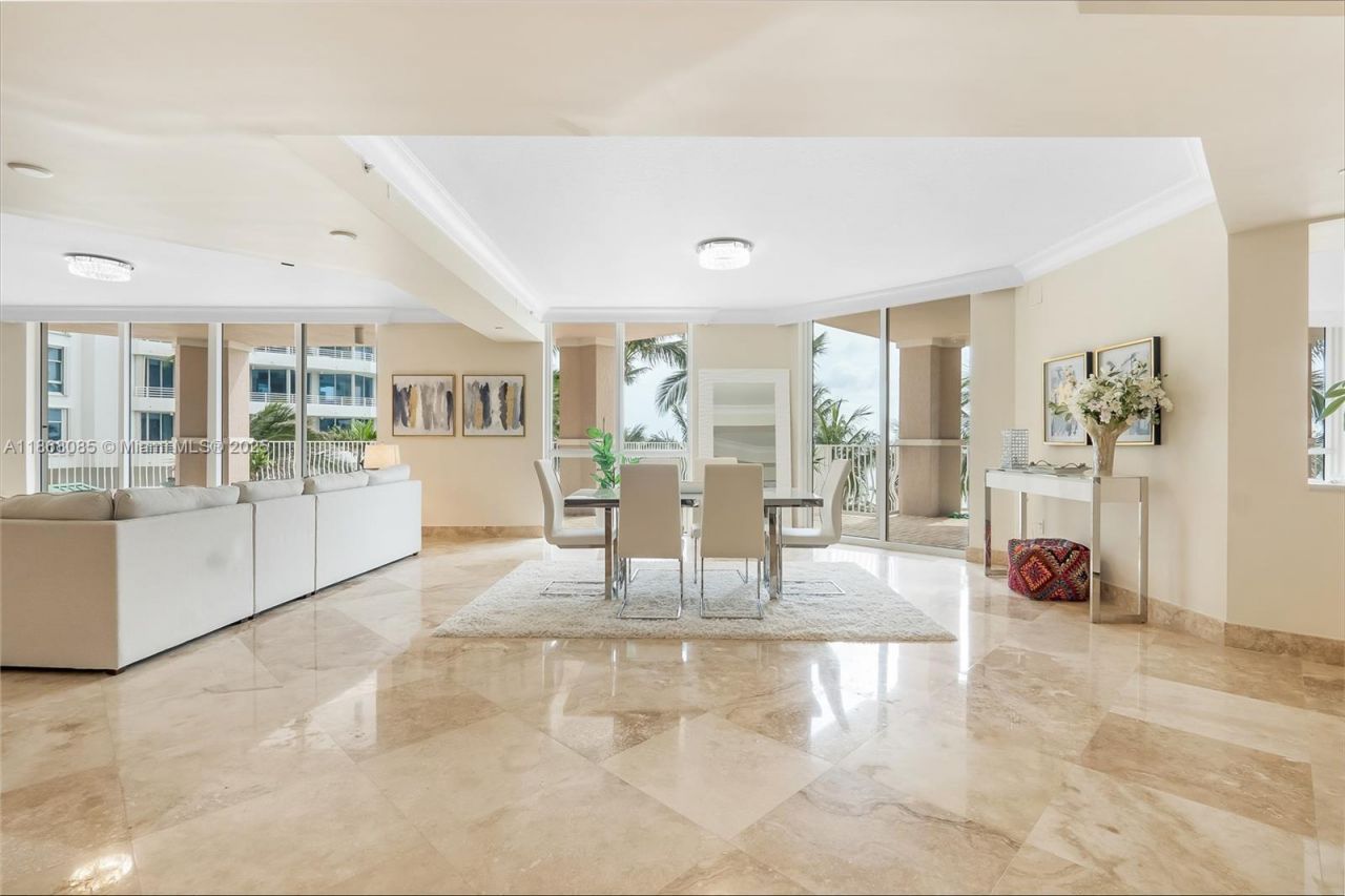 1460 S Ocean Blvd, Unit 304, Lauderdale by the Sea, FL 33062 Photo