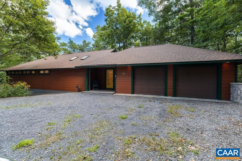 18 GRASSY OVERLOOK, WINTERGREEN, VA 22967
