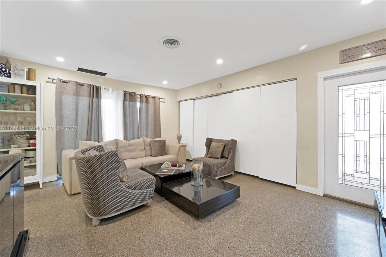 2615 Liberty St, Hollywood, FL 33020 Photo