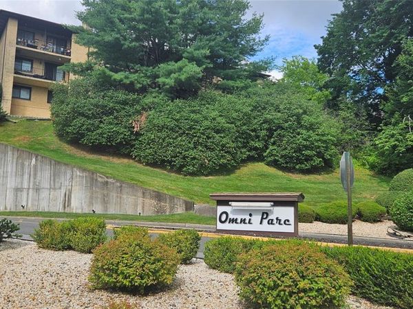 12 Omni Parc Drive, Nanuet, NY 10954