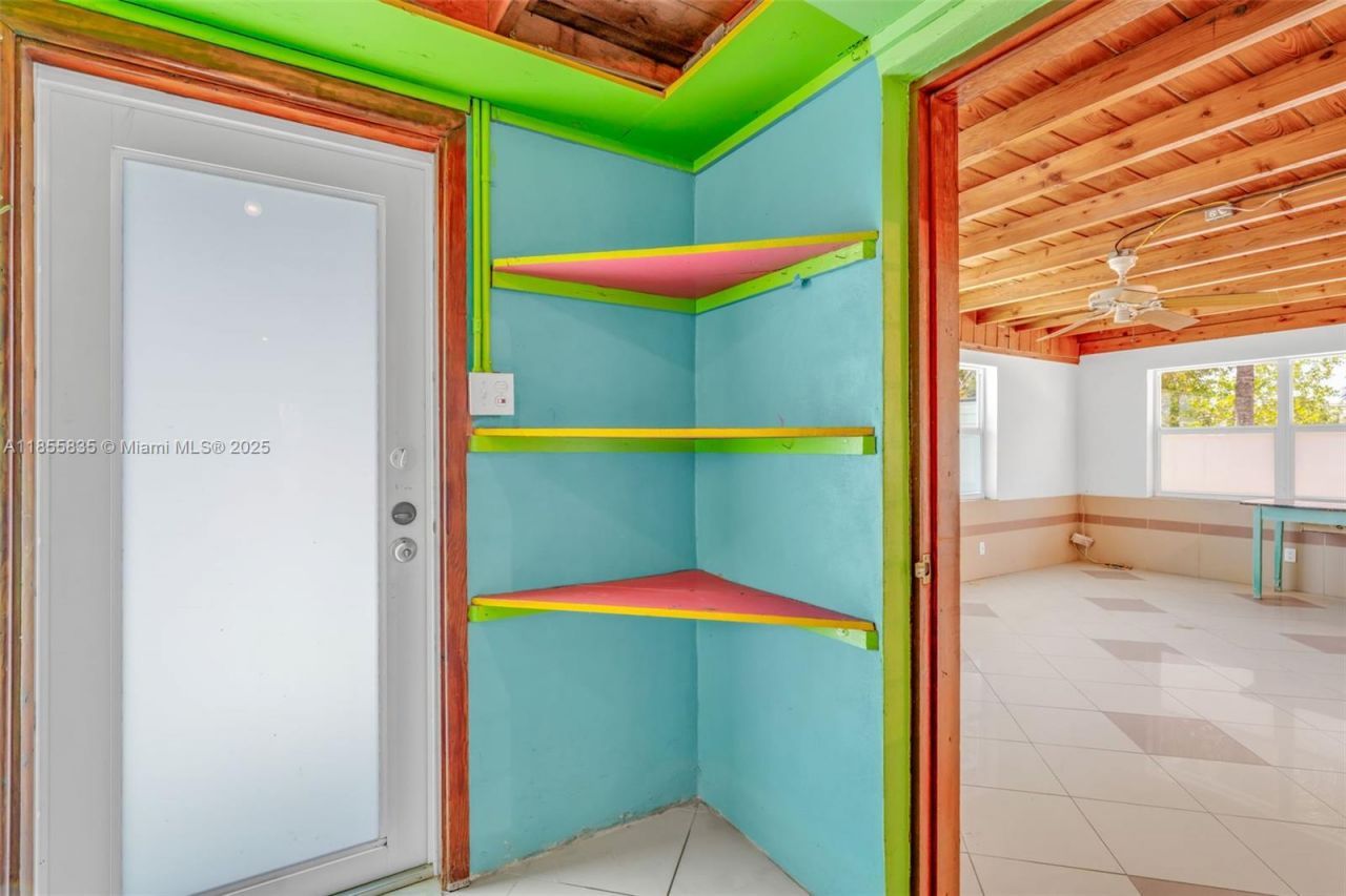 140 Gardenia St, Plantation Key, FL 33070 Photo