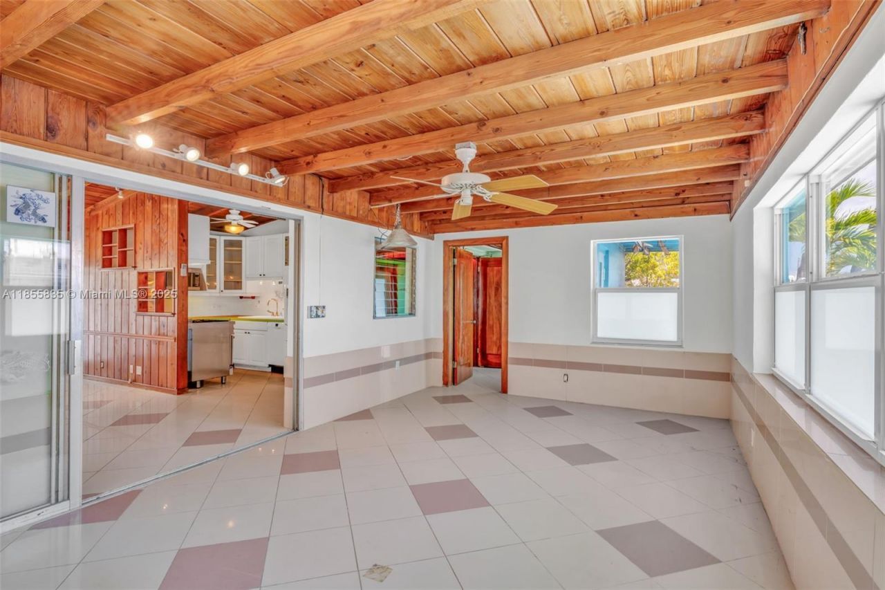 140 Gardenia St, Plantation Key, FL 33070 Photo