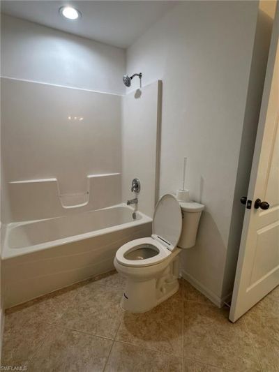 122 NW 15th Ter, Cape Coral, FL 33993 Photo
