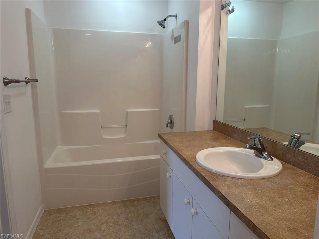 122 NW 15th Ter, Cape Coral, FL 33993 Photo
