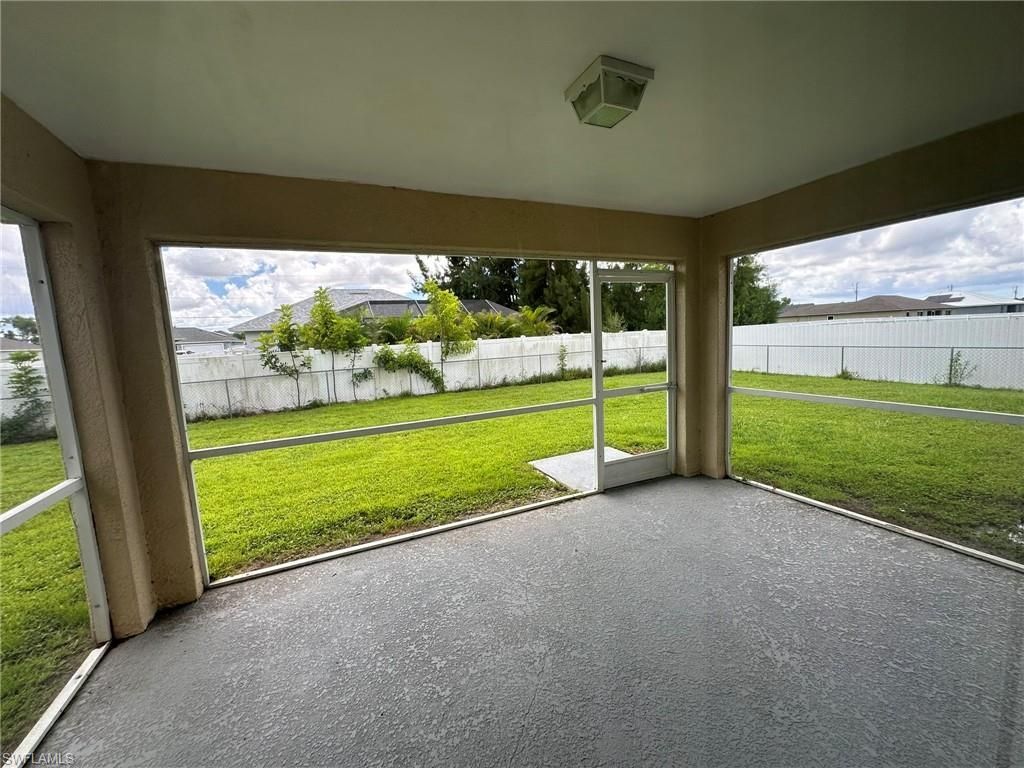 122 NW 15th Ter, Cape Coral, FL 33993 Photo