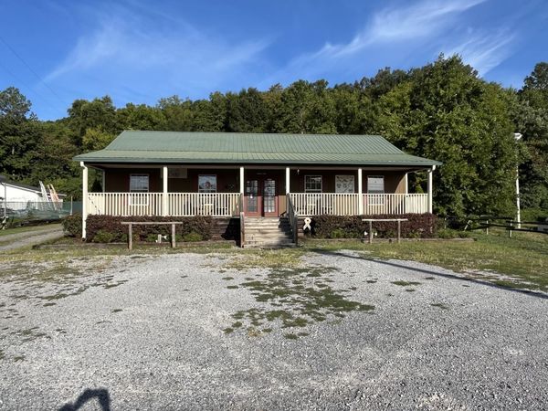 9051 Hiwassee Street NW, Charleston, TN 37310