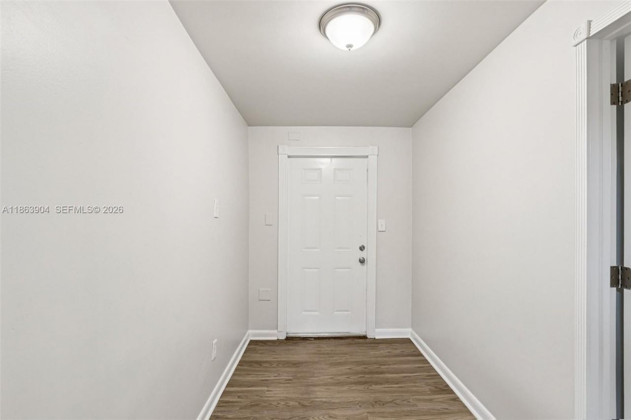 6546 SW 21st St, Miramar, FL 33023 Photo