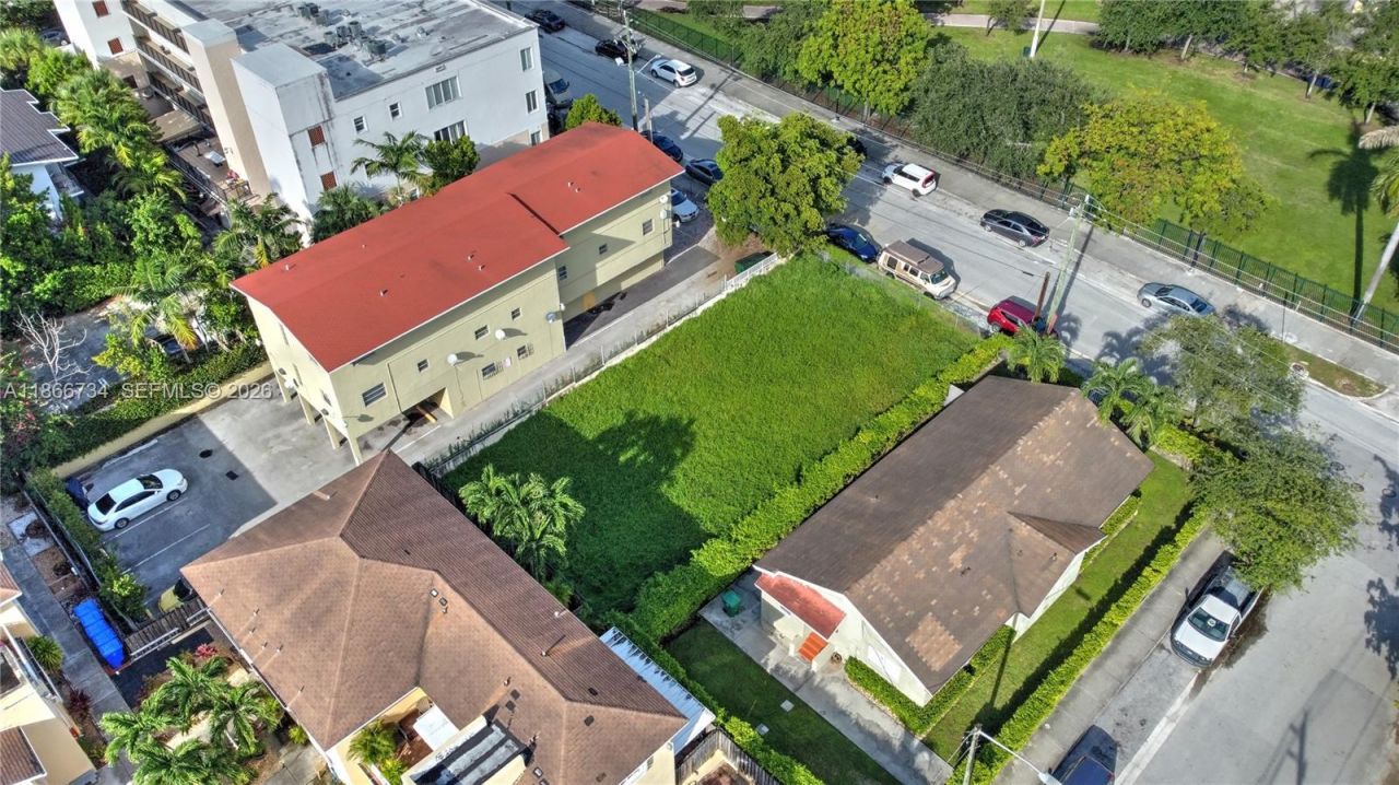 236 SW 4th Ave, Miami, FL 33130 Photo