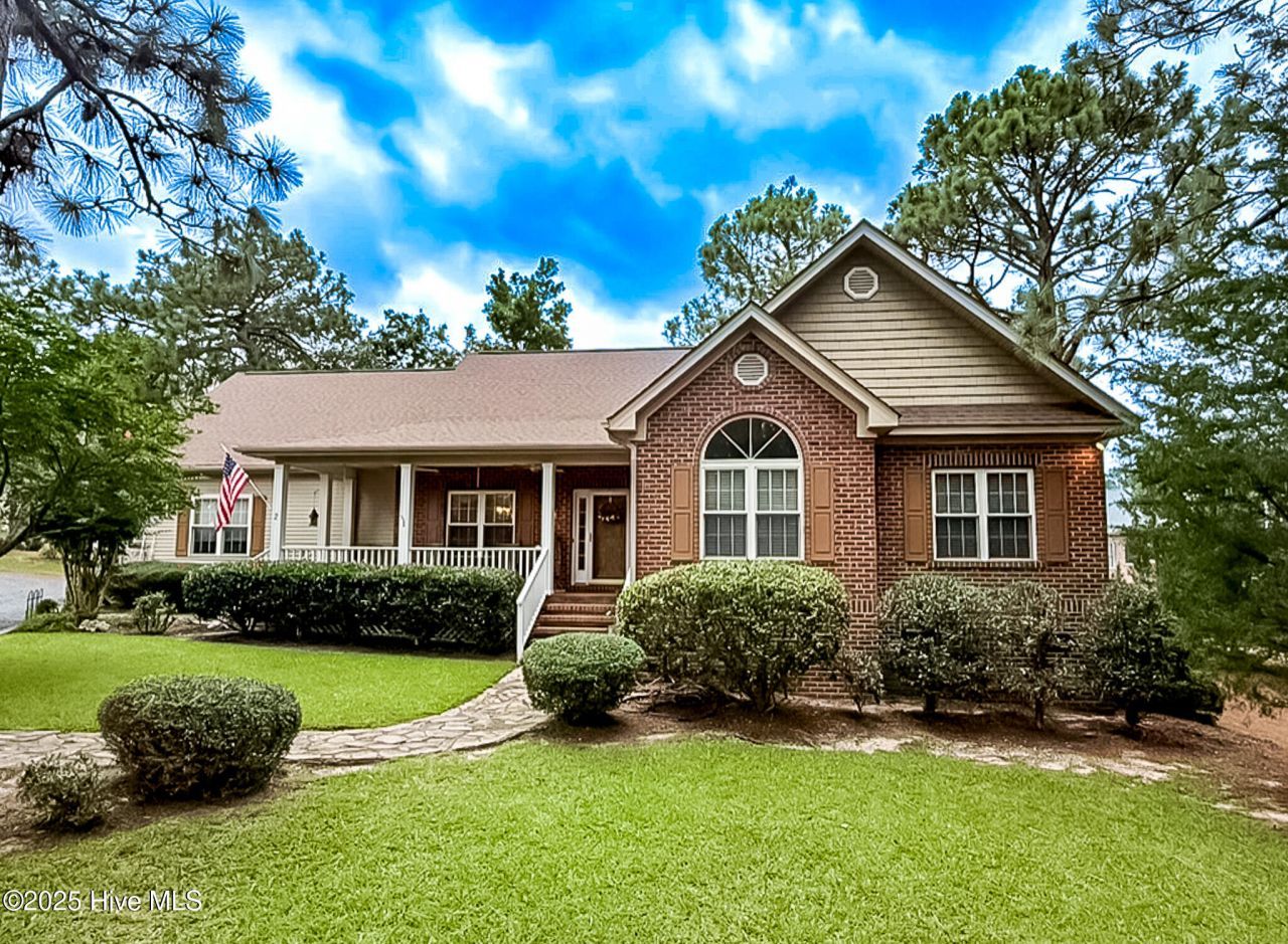 2 Troy Court, Pinehurst, NC 28374 Main Photo