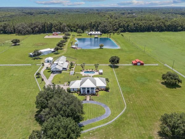 550 SW GABRIEL PLACE, LAKE CITY, FL 32024