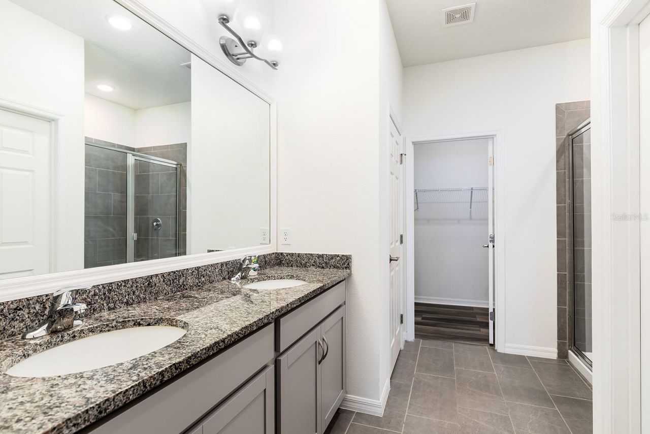 2723 Rowan Street, Tavares, FL 32778 Photo