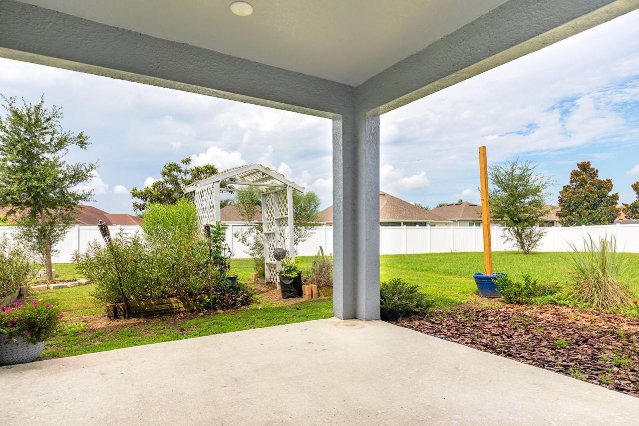 2723 Rowan Street, Tavares, FL 32778 Photo