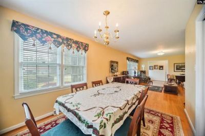 171 Elizabeth Street Photo 16