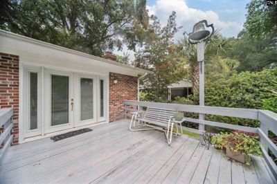 171 Elizabeth Street Photo 8