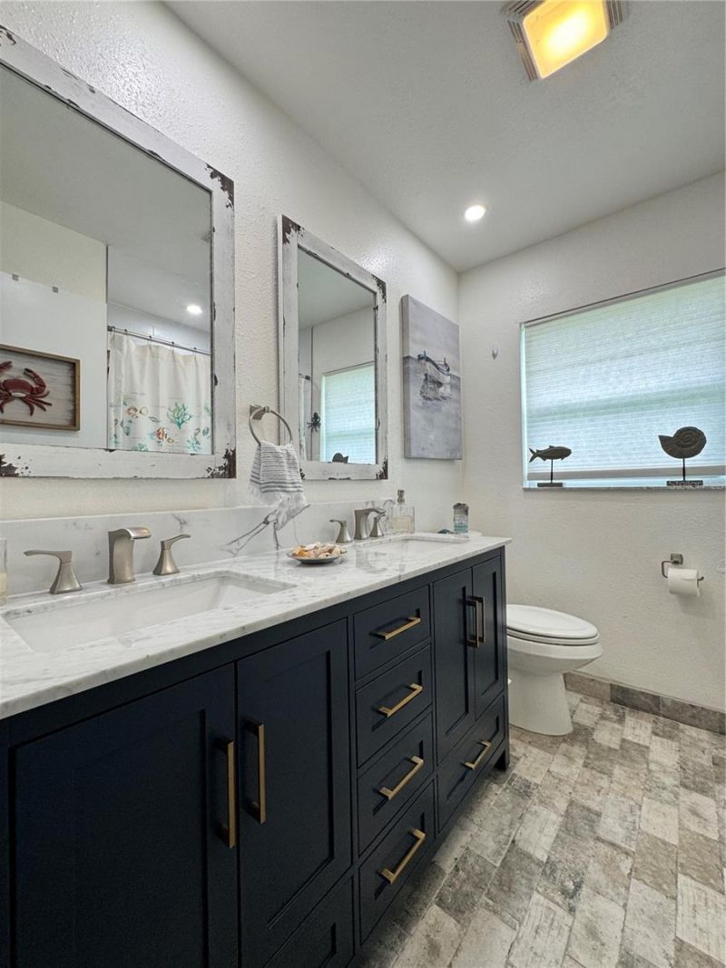 6813 13th Avenue Drive W, Bradenton, FL 34209 Photo