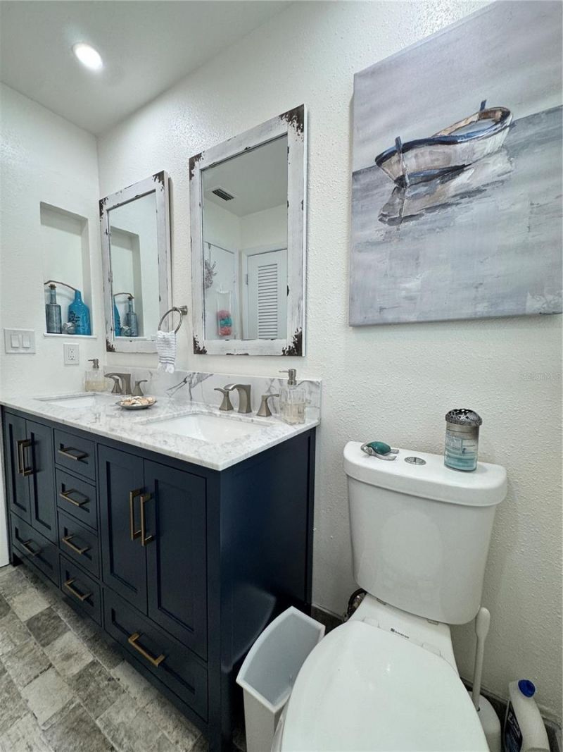 6813 13th Avenue Drive W, Bradenton, FL 34209 Photo