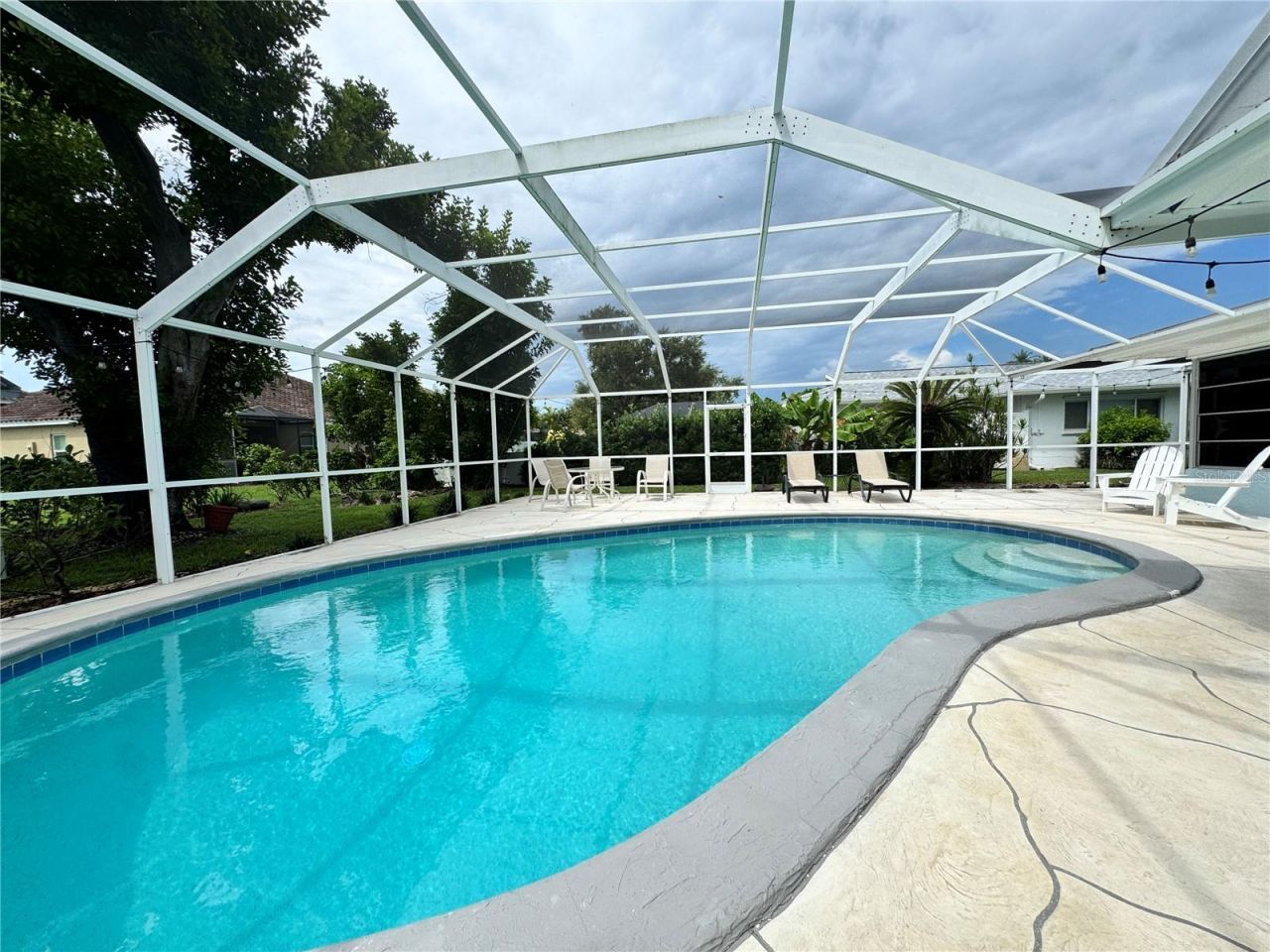 6813 13th Avenue Drive W, Bradenton, FL 34209 Photo