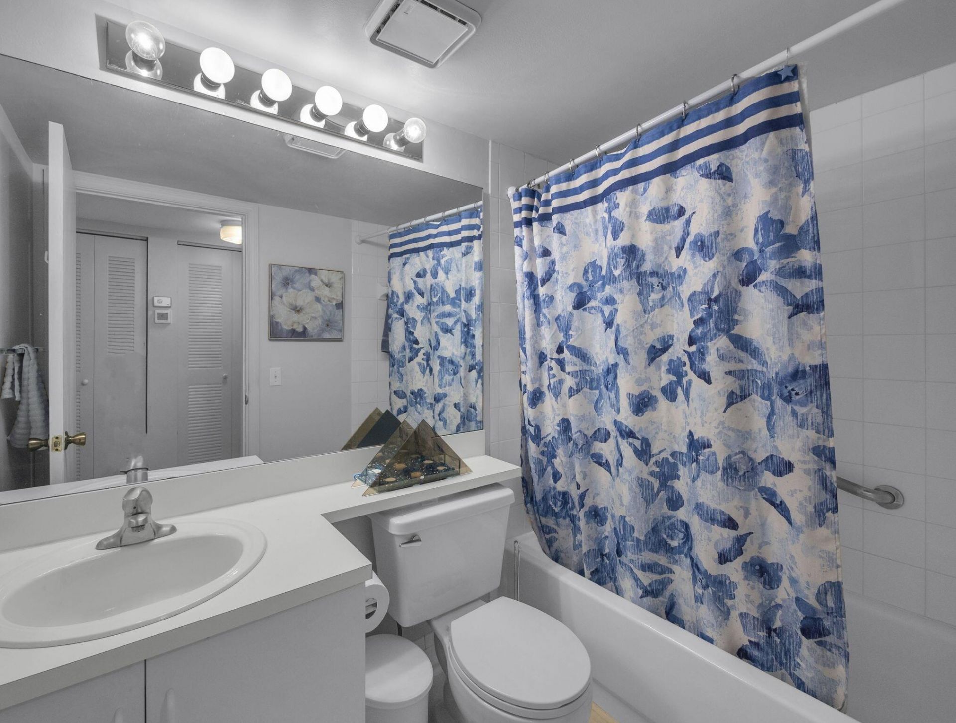 164 Waterside Drive, Hypoluxo, FL 33462 Photo