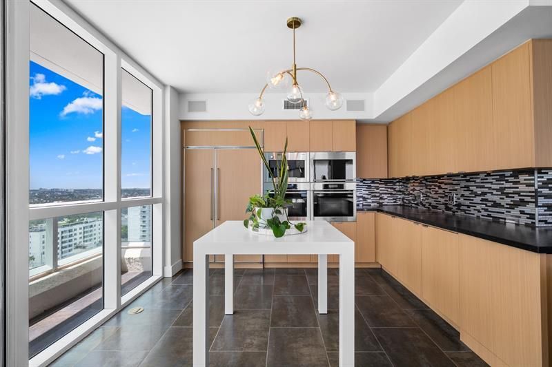 101 S Fort Lauderdale Beach Boulevard, Unit 1501, Fort Lauderdale, FL 33316 Photo