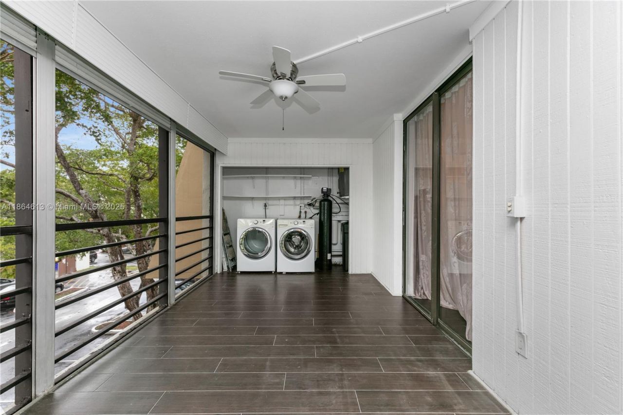 20291 NE 30th Ave, Unit PH-10, Aventura, FL 33180 Photo