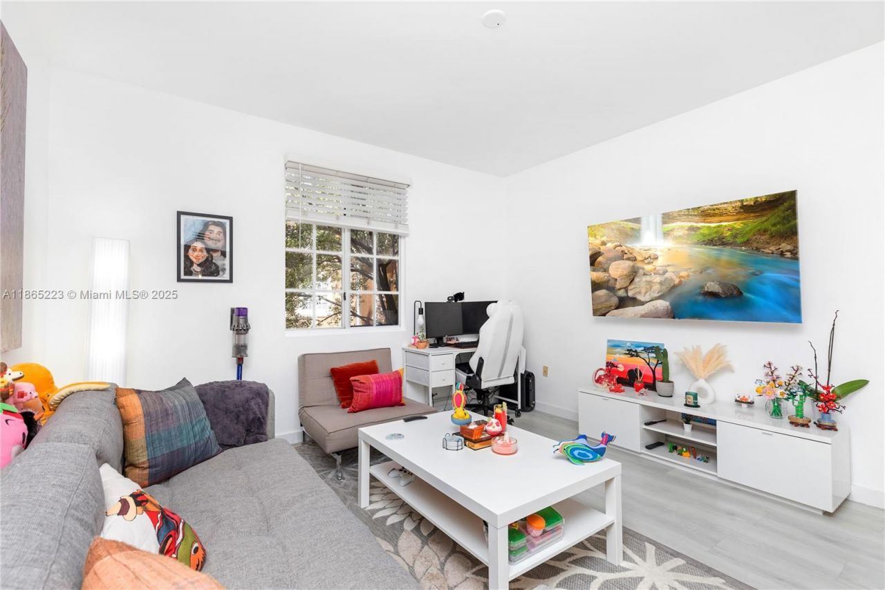 2961 NE 185th St, Unit 1617, Aventura, FL 33180 Photo