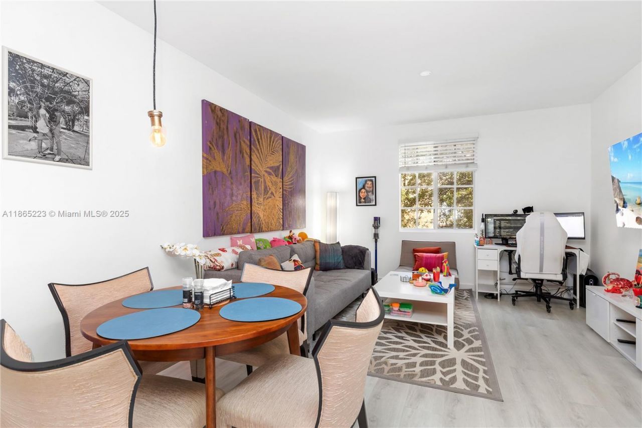 2961 NE 185th St, Unit 1617, Aventura, FL 33180 Photo