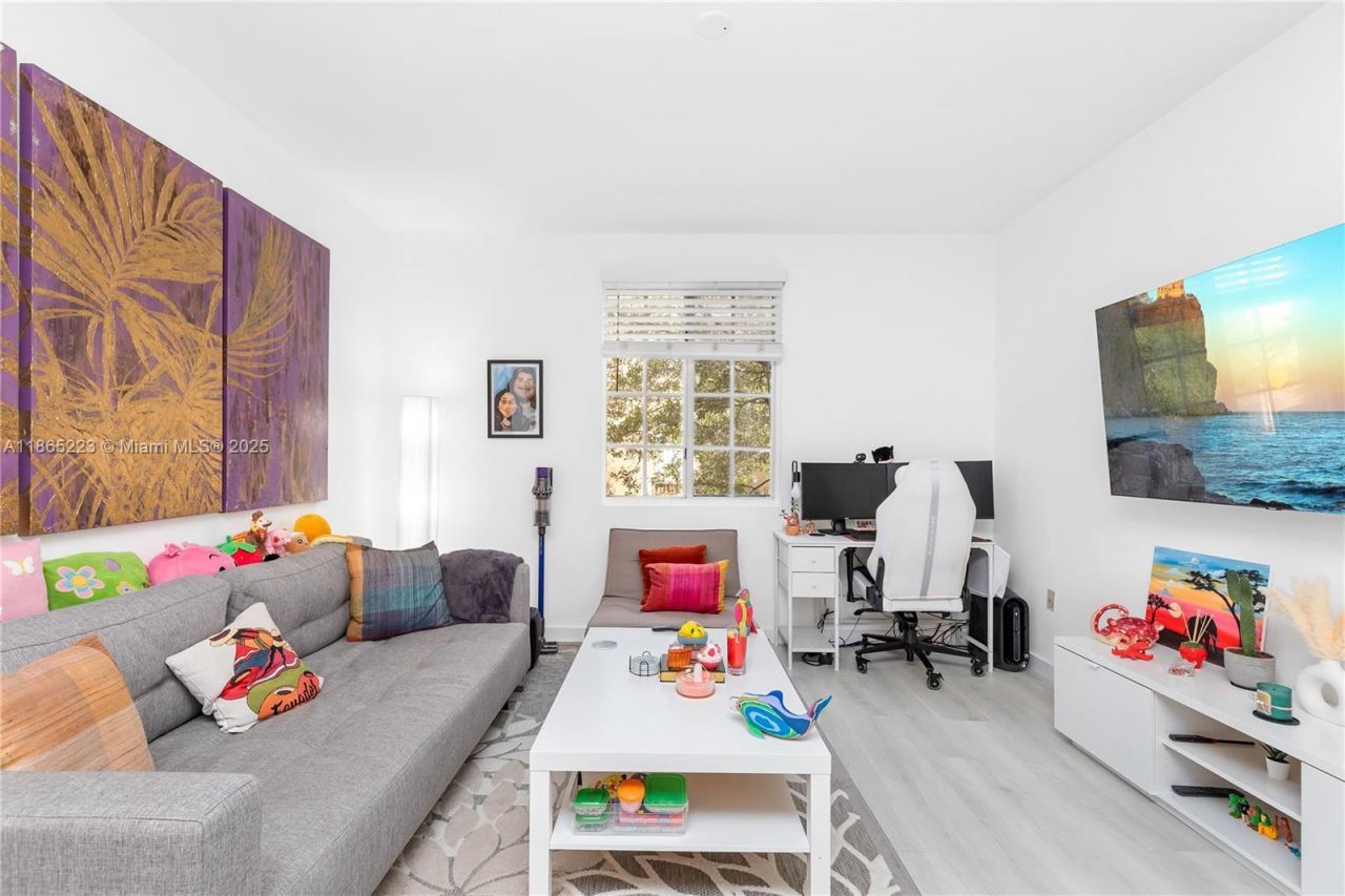 2961 NE 185th St, Unit 1617, Aventura, FL 33180 Photo
