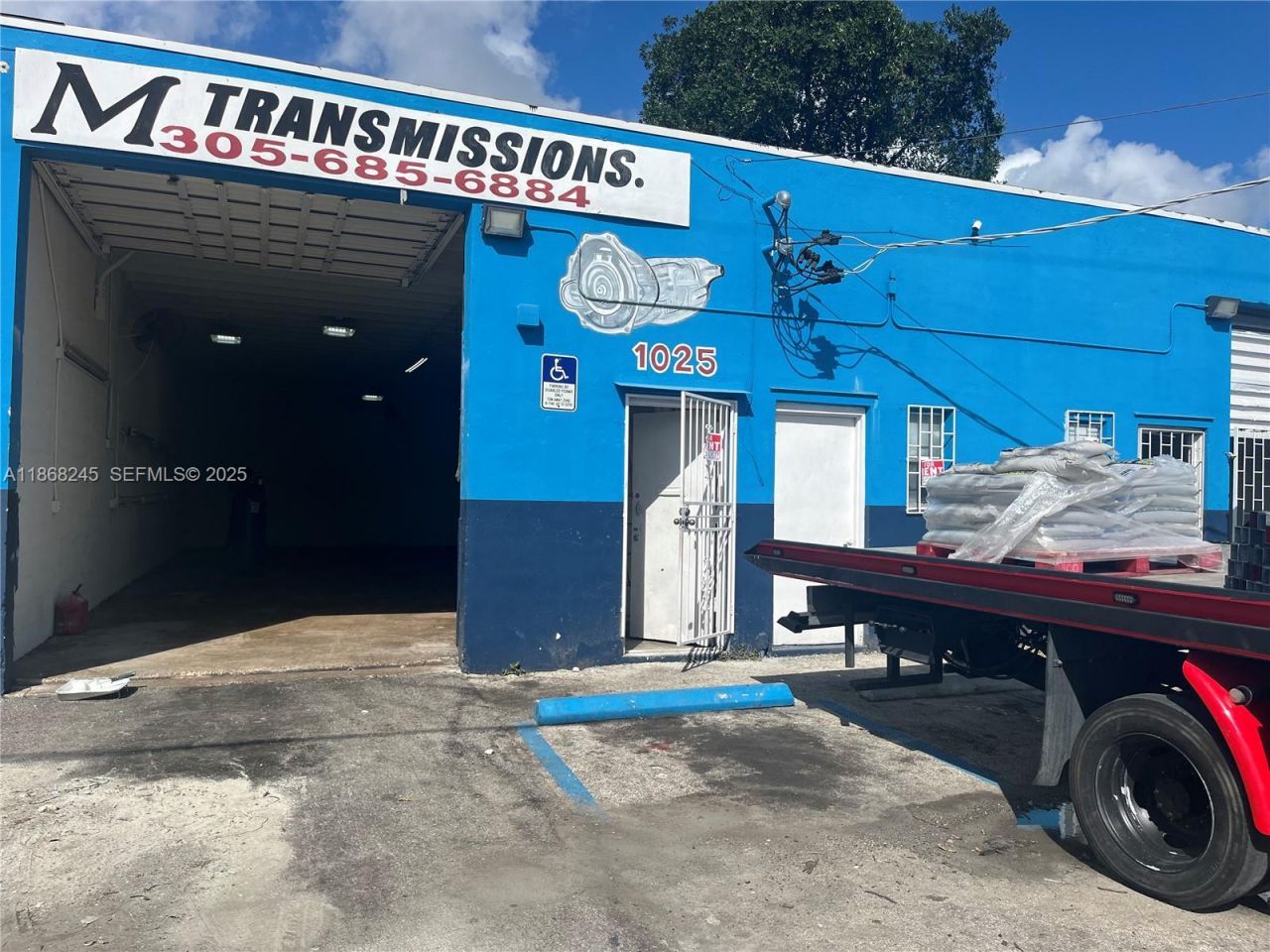 1001 E 43rd St, Hialeah, FL 33013 Photo