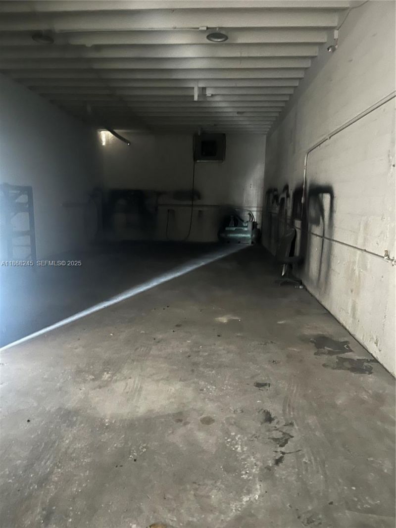 1001 E 43rd St, Hialeah, FL 33013 Photo