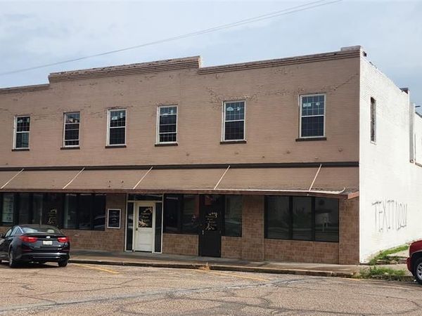 304 E Commerce Street, Mexia, TX 76667