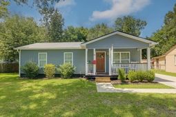 62 Anita Drive photo 4