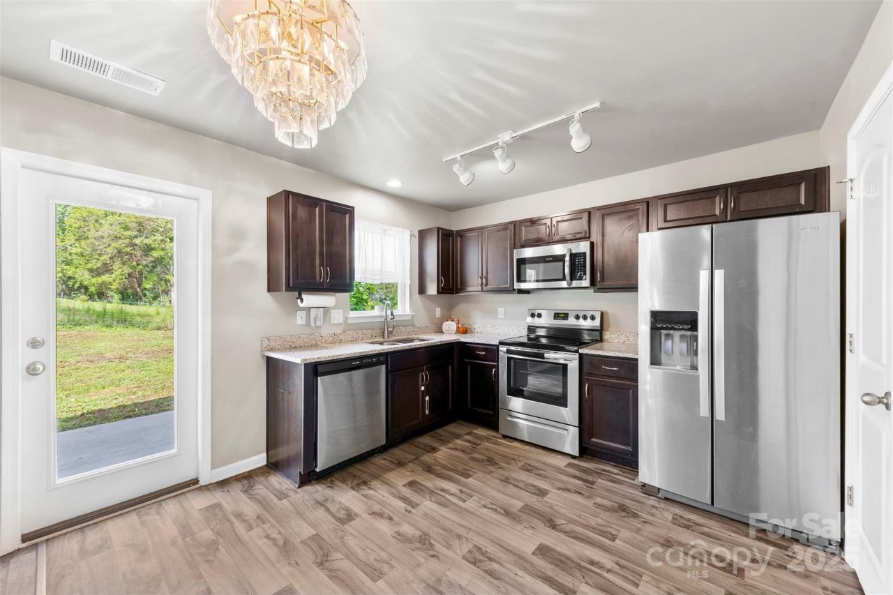 117 Dutchess Drive, Kings Mountain, NC 28086 Main Photo