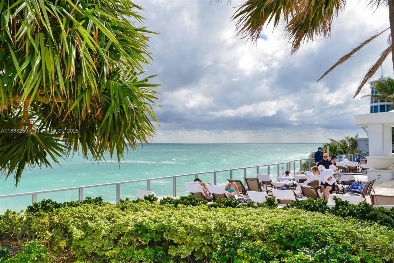 3101 S Ocean Dr, Unit 404, Hollywood, FL 33019 Photo