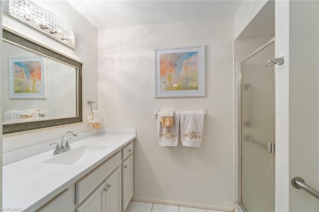 3913 SE 11th Ave, Unit 206, Cape Coral, FL 33904 Photo