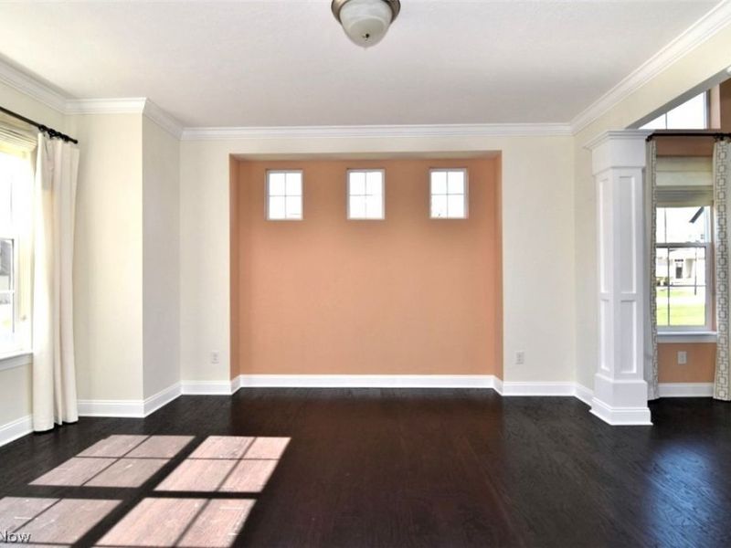 17581 Gates Landing Drive, Chagrin Falls, OH 44023 Photo 3