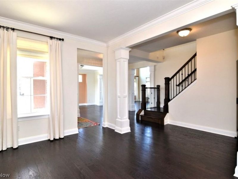 17581 Gates Landing Drive, Chagrin Falls, OH 44023 Photo 4