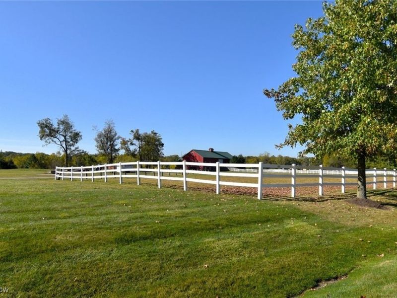 17581 Gates Landing Drive, Chagrin Falls, OH 44023 Photo 49
