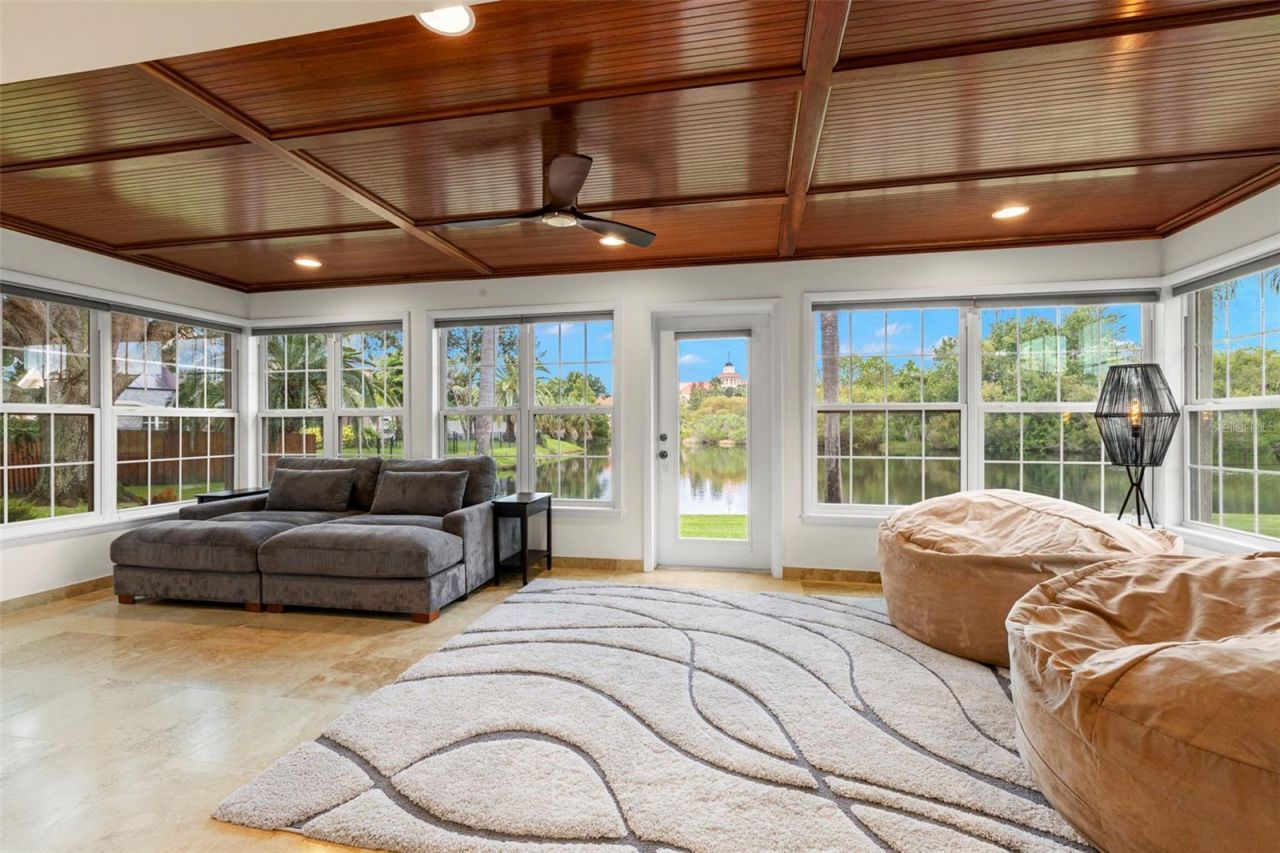 1747 87th Terrace N, Saint Petersburg, FL 33702 Photo